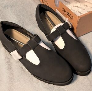 Black Mary Jane Flats 11WW